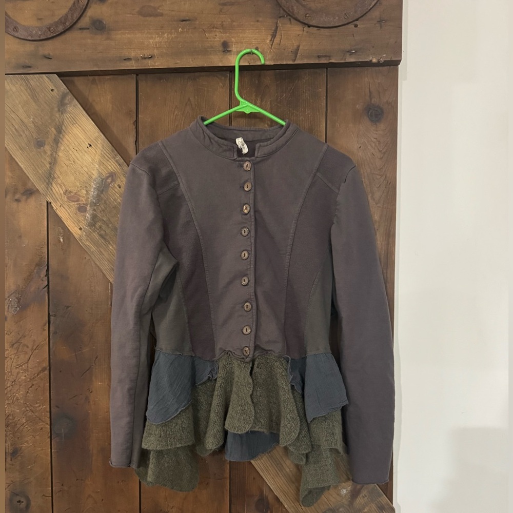 Elegant Women's Ruffle Cardigan in Earthy Tones